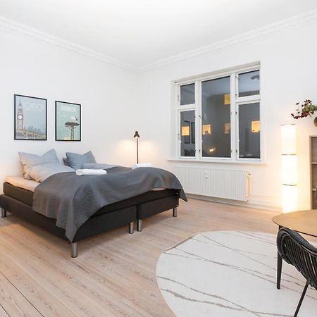 Come Stay In Aarhus - Close To Everything 4 People Εξωτερικό φωτογραφία